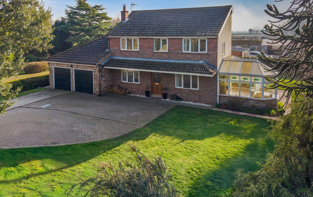 Property photo 1 of 36