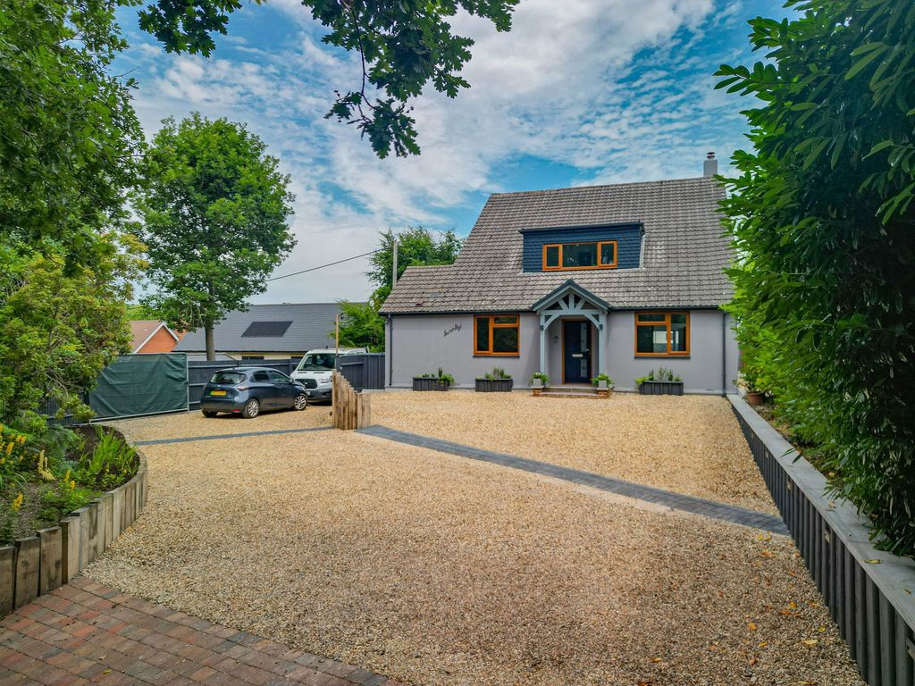 Property photo 1 of 37