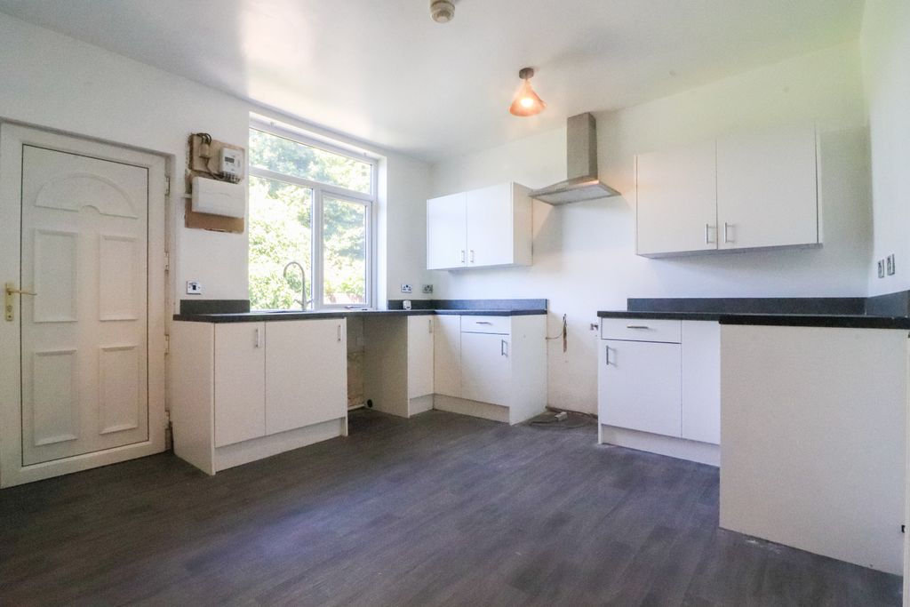 Property photo 3 of 8 Img_6737