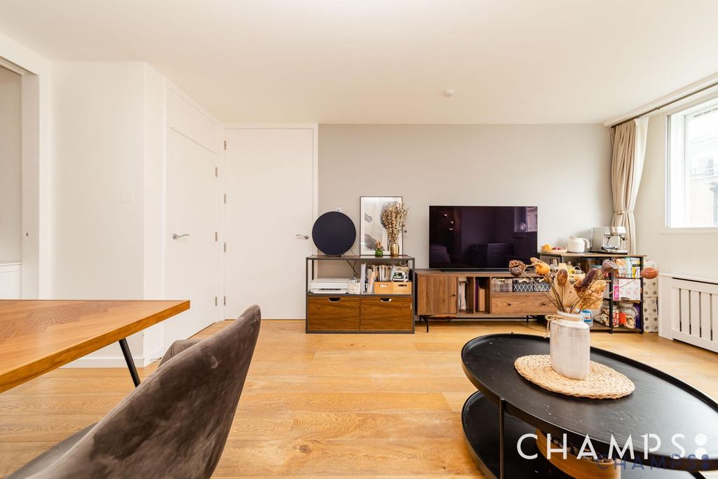 Property photo 3 of 15 Gallery