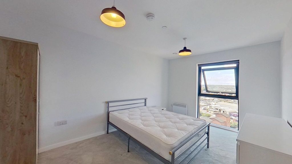 Property photo 3 of 45 Bedroom