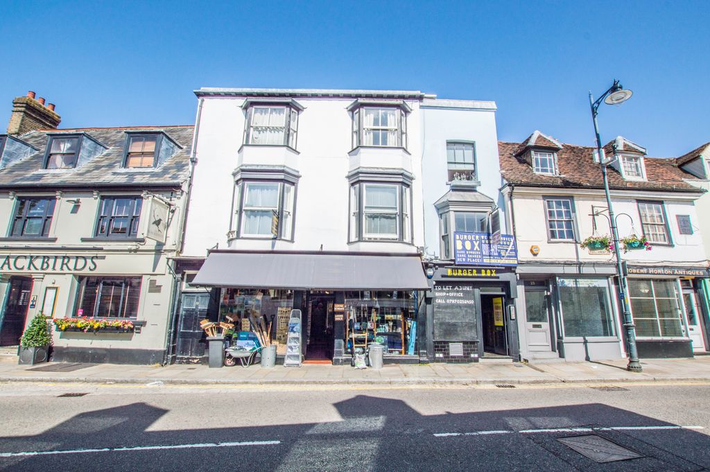 Property photo 3 of 3