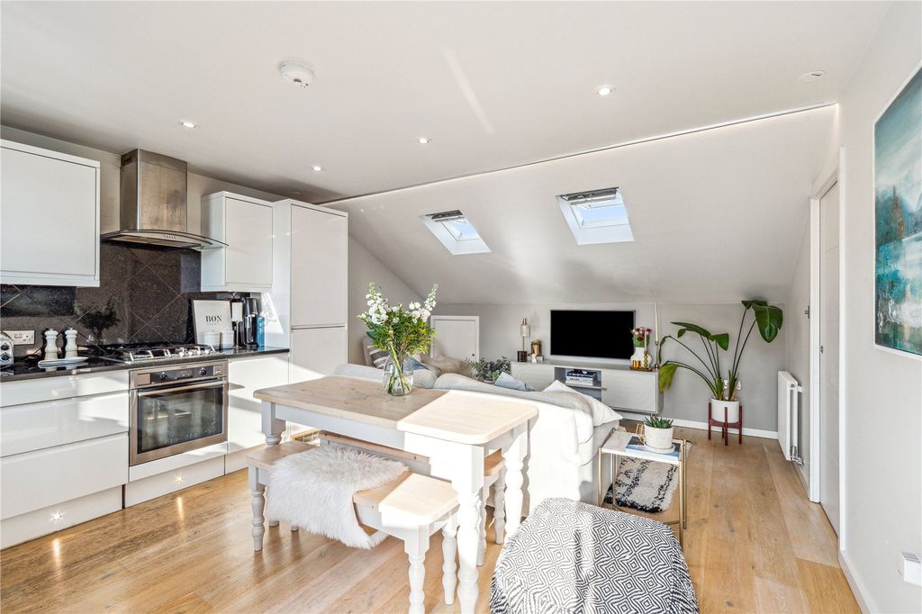 Property photo 2 of 12 Picture No. 05