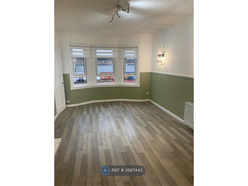 Property photo 1 of 19 Main Lounge At Bay Window