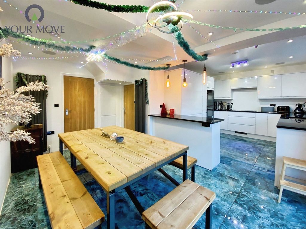 Property photo 3 of 28 Picture No. 14