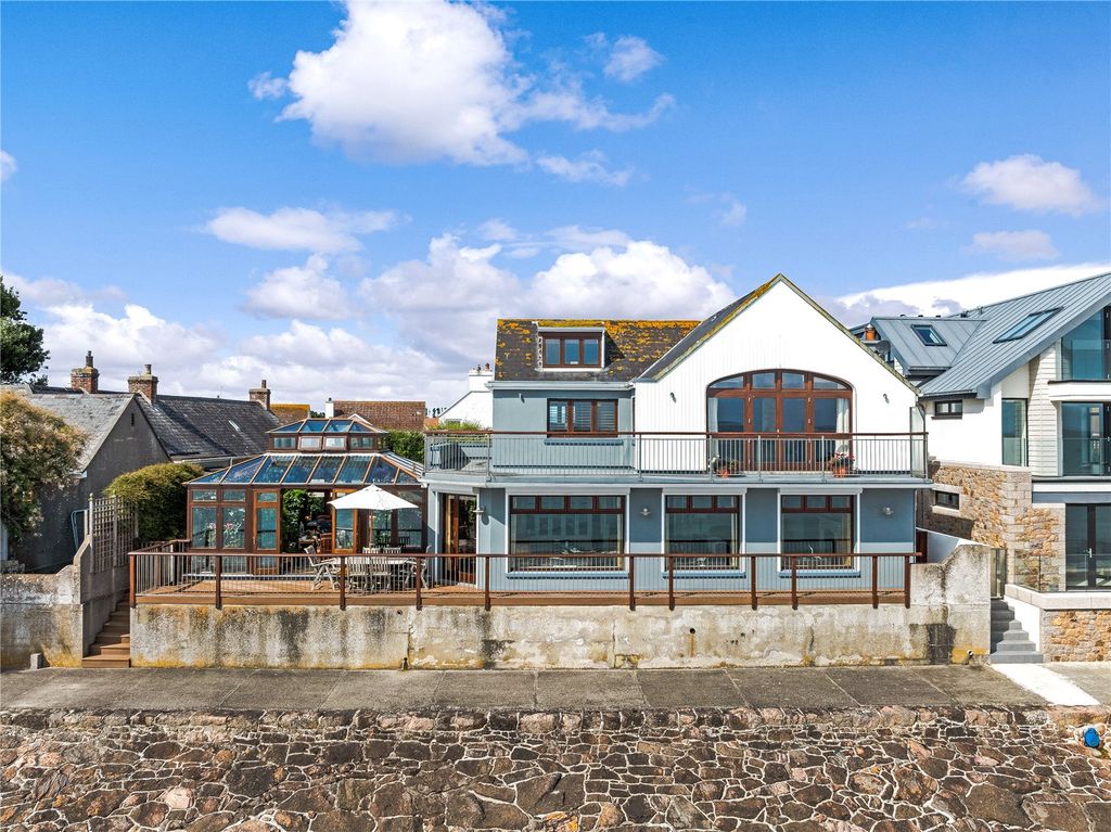 Property photo 1 of 30 External