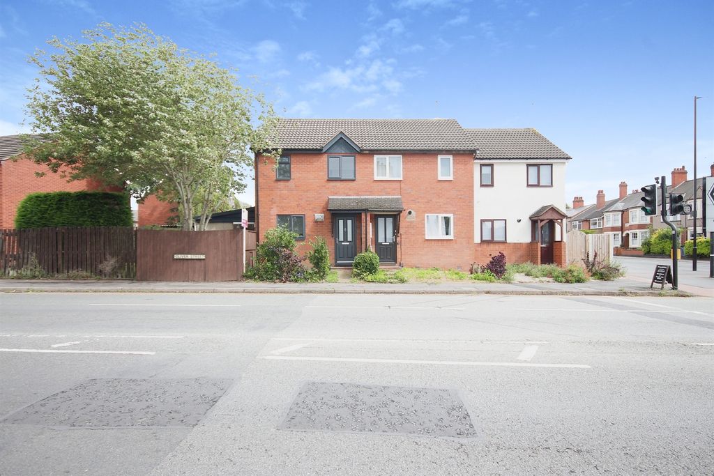 Property photo 2 of 15