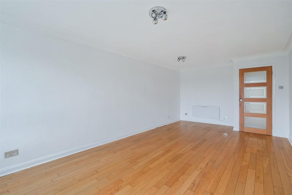 Property photo 3 of 17 Pound Road, 59 (5).Jpg