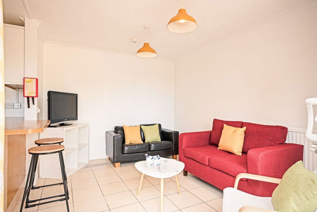 Property photo 1 of 39