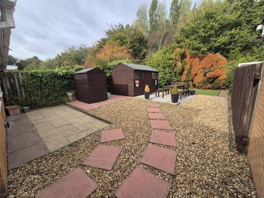 Property photo 2 of 14 Picture No. 10