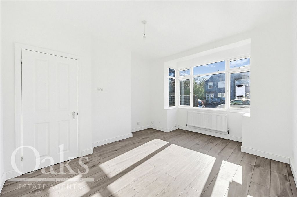 Property photo 2 of 12 Picture No. 08