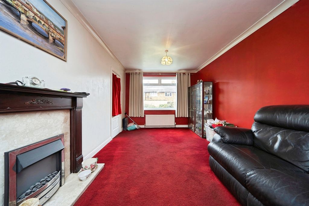 Property photo 3 of 16