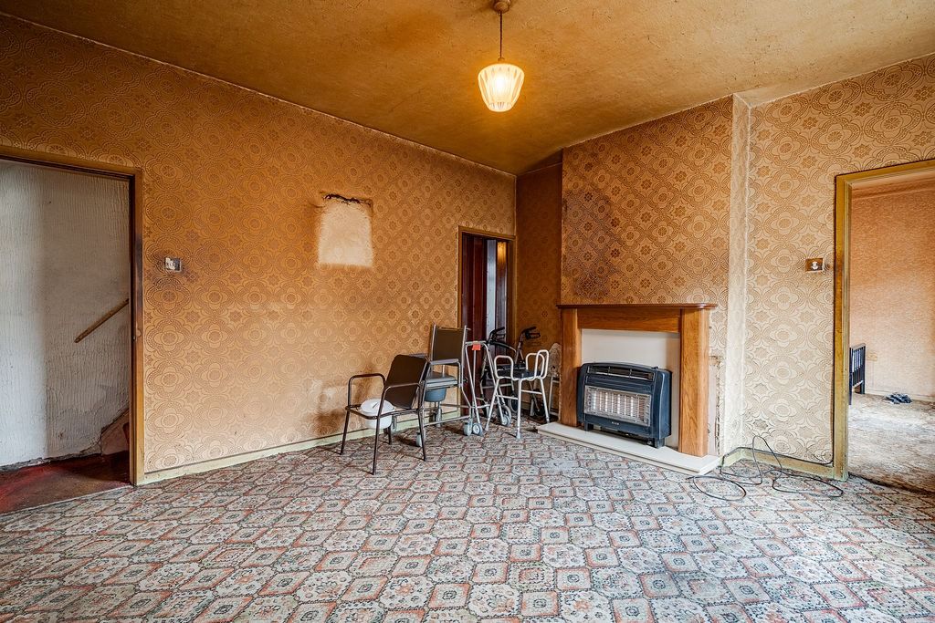 Property photo 3 of 27 4357643
