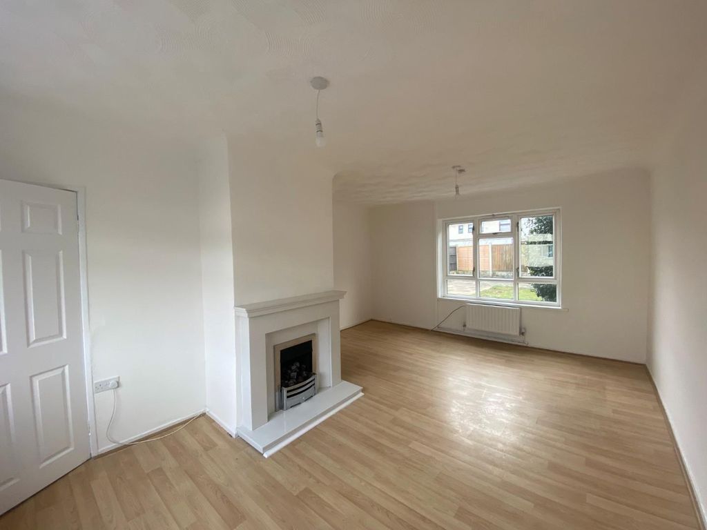 Property photo 3 of 15 4.Jpg