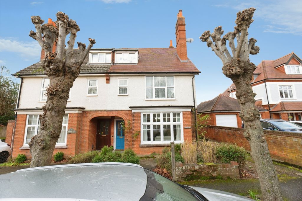 Property photo 2 of 19 Picture No. 23