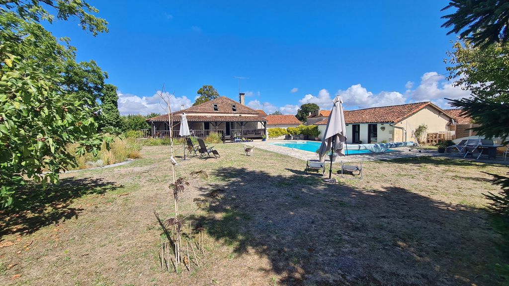 Property photo 2 of 18