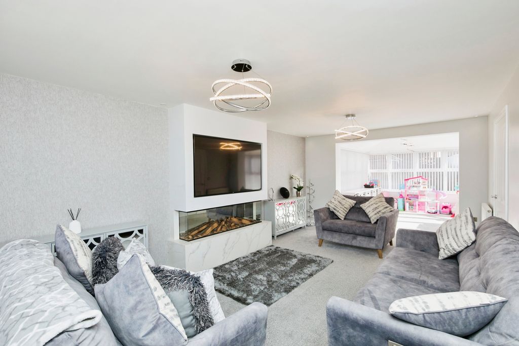 Property photo 2 of 31 Img_2515