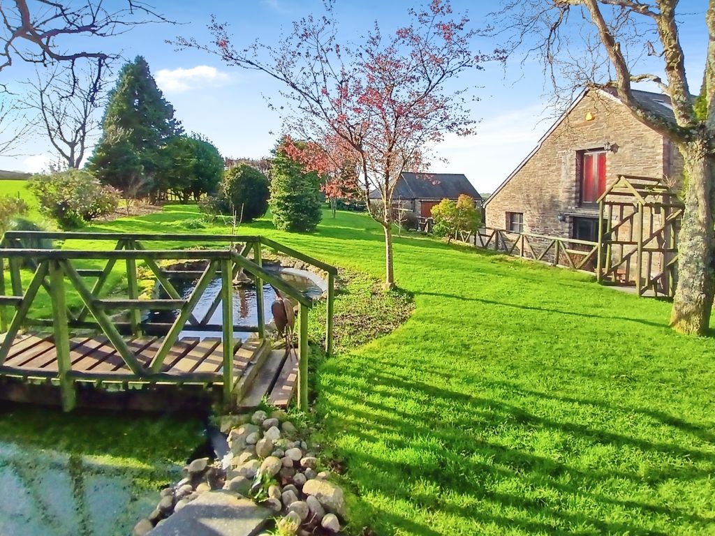 Property photo 3 of 37