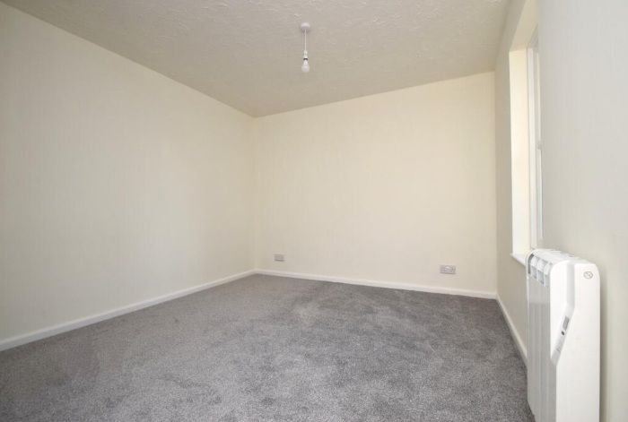 Property photo 2 of 5 Image