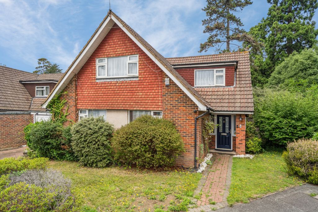 Property photo 1 of 18