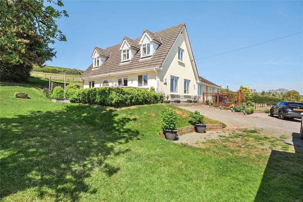 Property photo 1 of 23 Picture No. 53