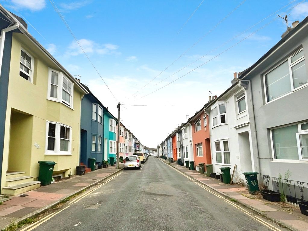 Property photo 1 of 10 Southampton Street
