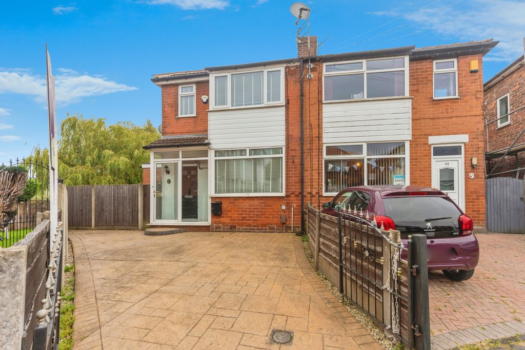 Property photo 1 of 14