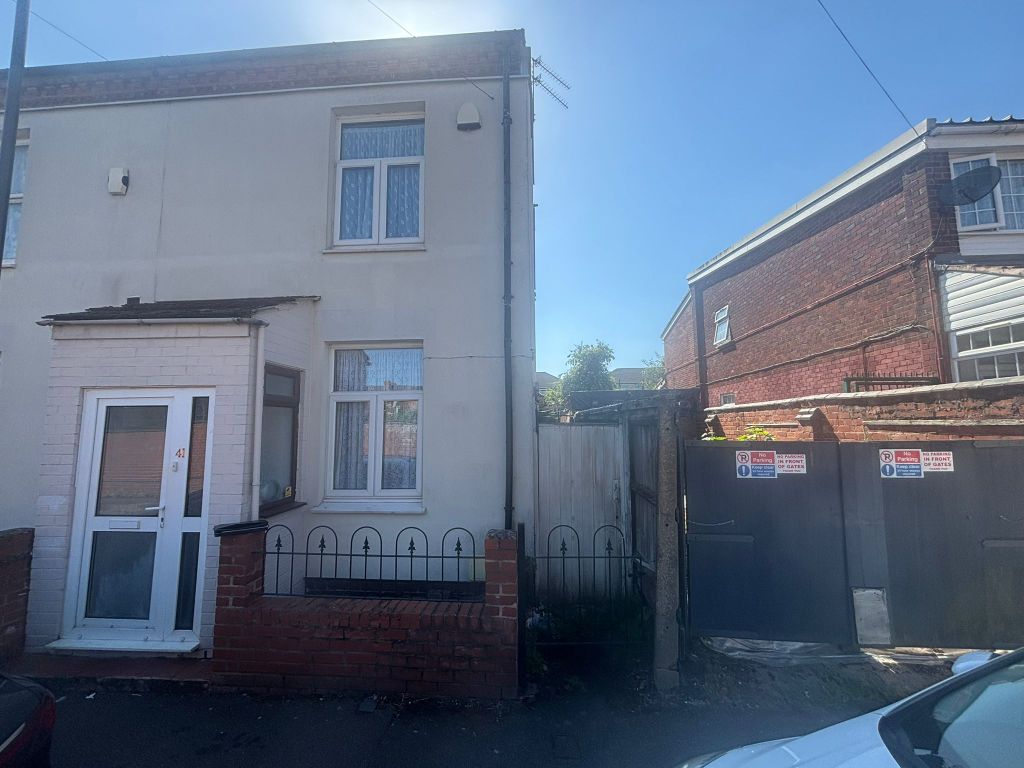 Property photo 2 of 18
