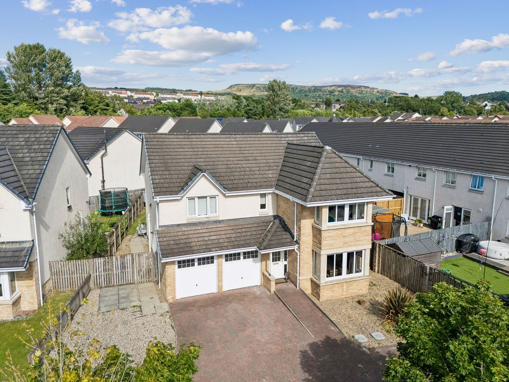 Property photo 1 of 43