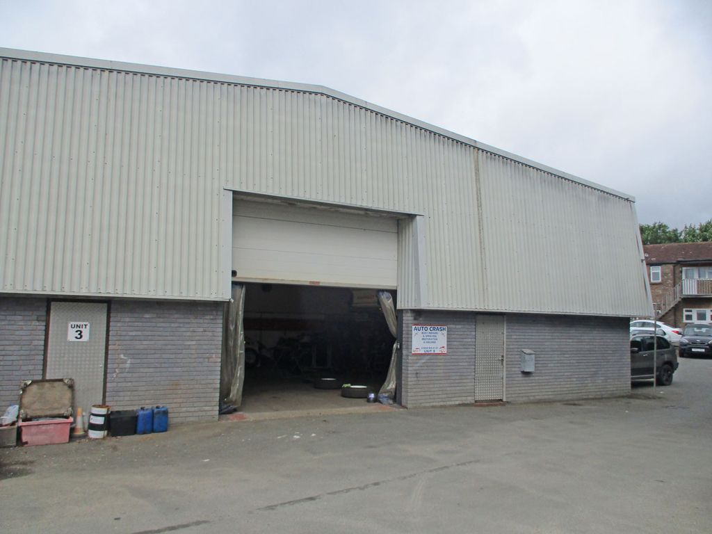 Property photo 1 of 6 Unit 3 Ninfield Garage, Ninfield