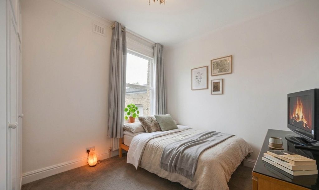 Property photo 3 of 9