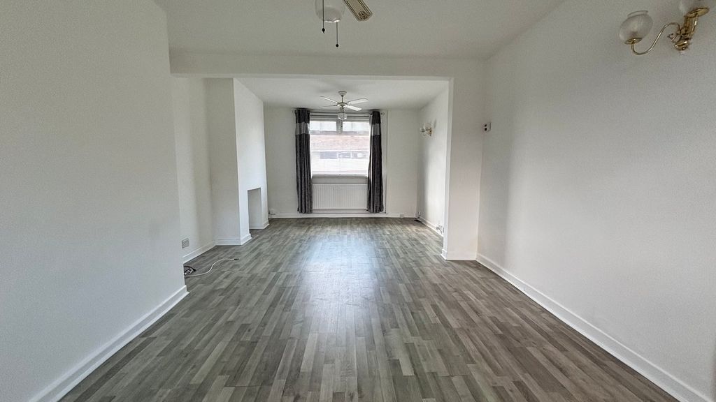 Property photo 2 of 12 Reception Room