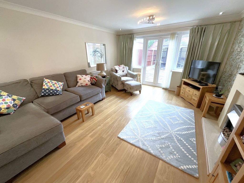 Property photo 2 of 13