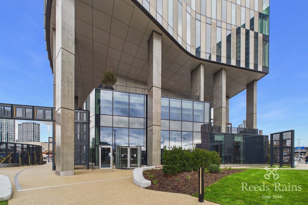 Property photo 1 of 18 Picture No. 16