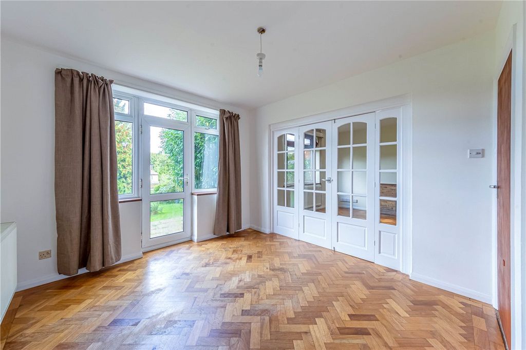 Property photo 3 of 12 Reception