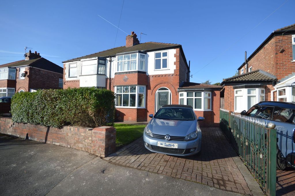 Property photo 1 of 33