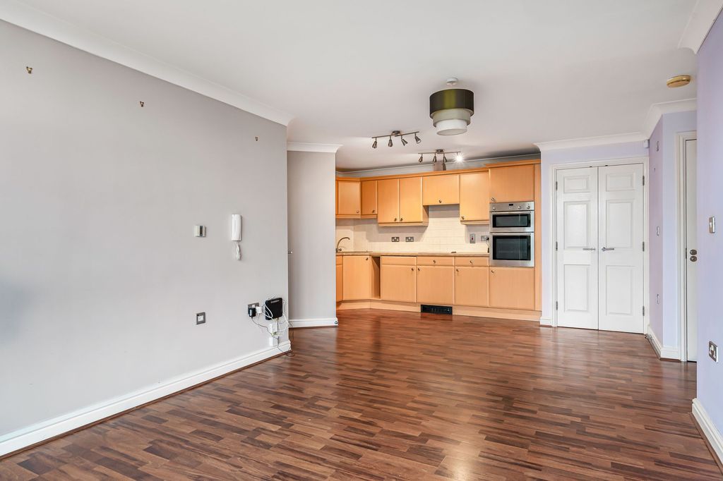 Additional image 5 of 2 bed flat for salePochin Drive, Pochin House Pochin Drive PL25