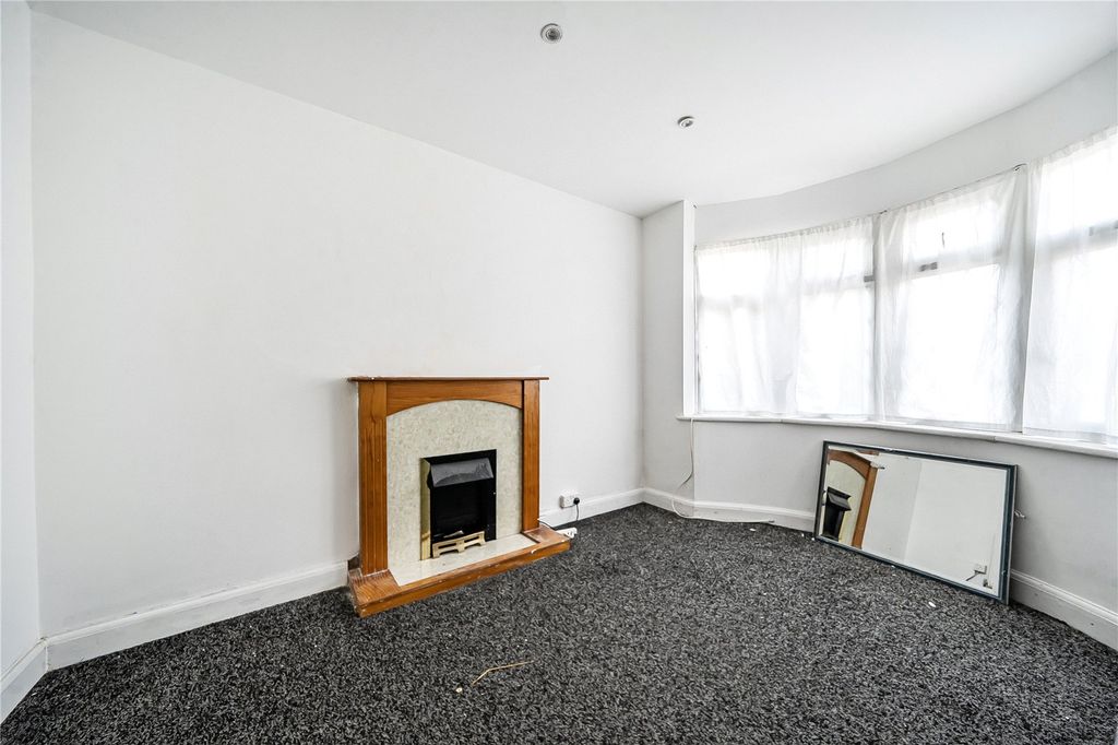 Property photo 3 of 12 Picture No. 32