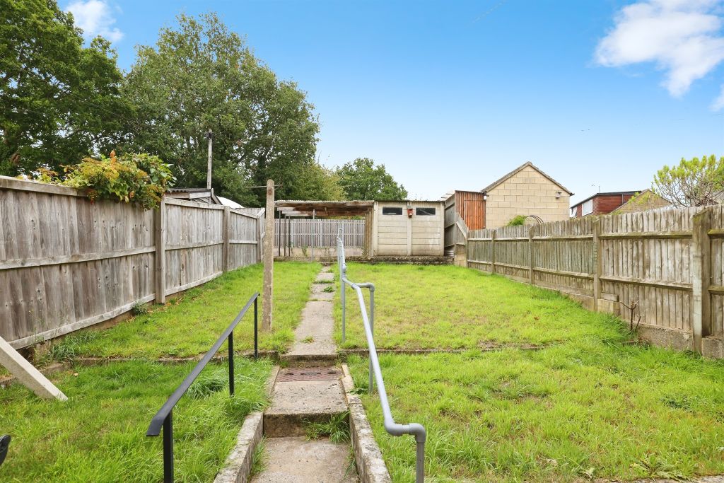 Property photo 2 of 17