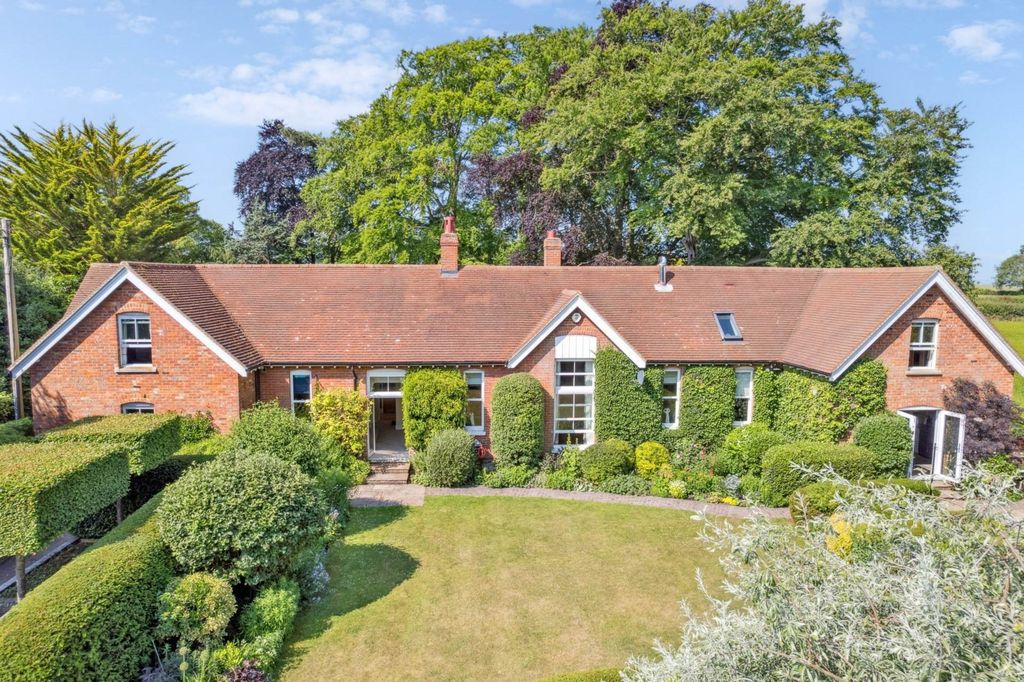 Property photo 2 of 46