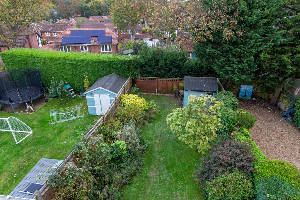 Property photo 3 of 18
