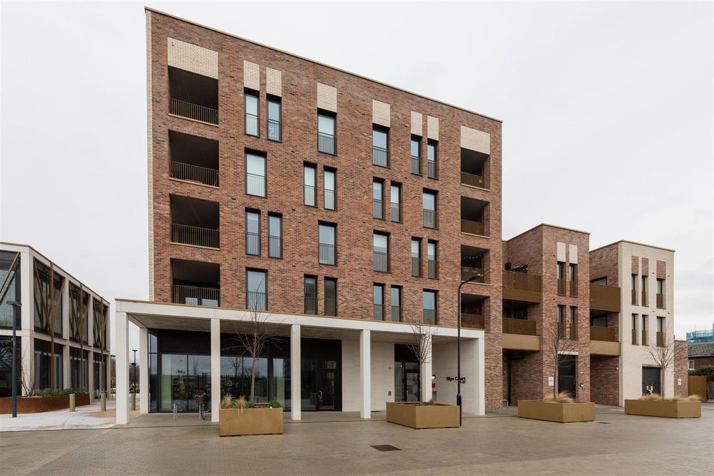 Property photo 1 of 21 Auckland Road, E10