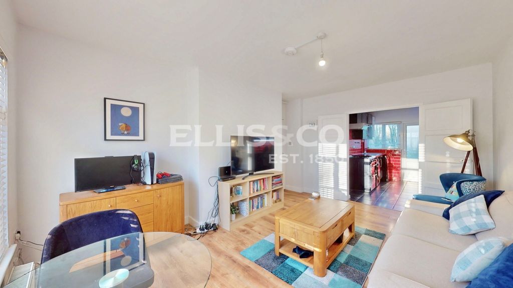 Property photo 3 of 16 Picture No. 20