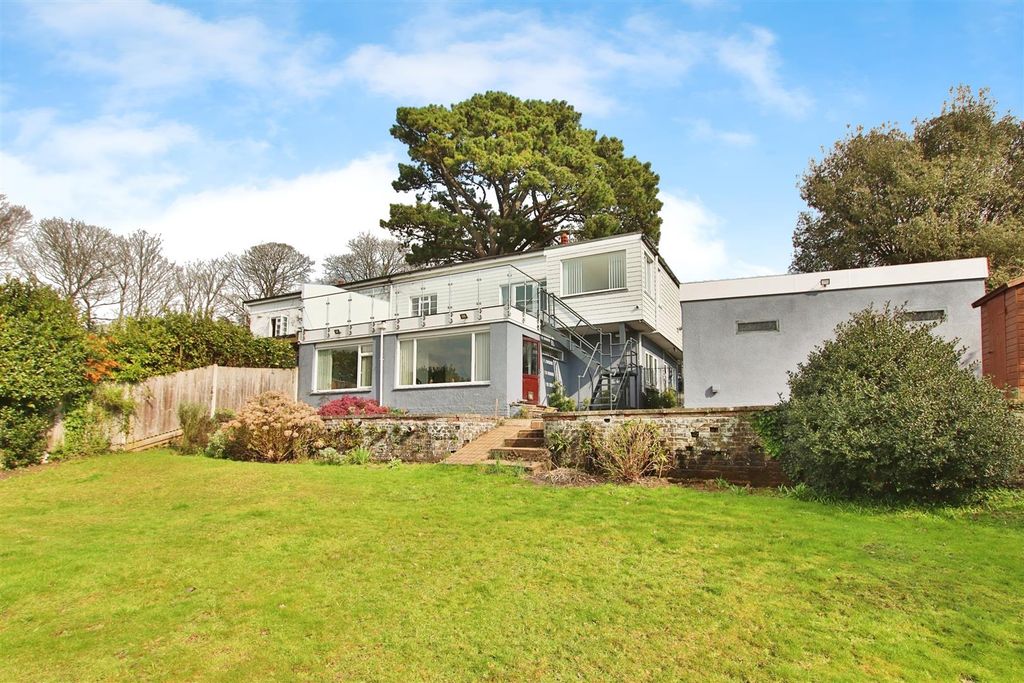 Property photo 1 of 15 3 Bedroom Semi Detached For Sale