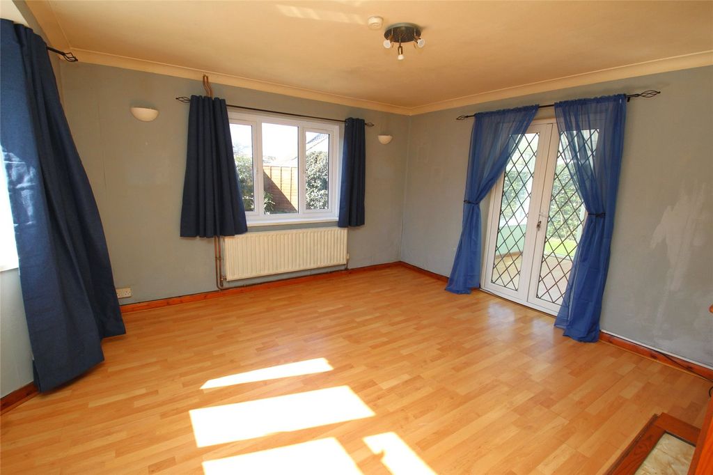 Property photo 2 of 18 Picture No. 45