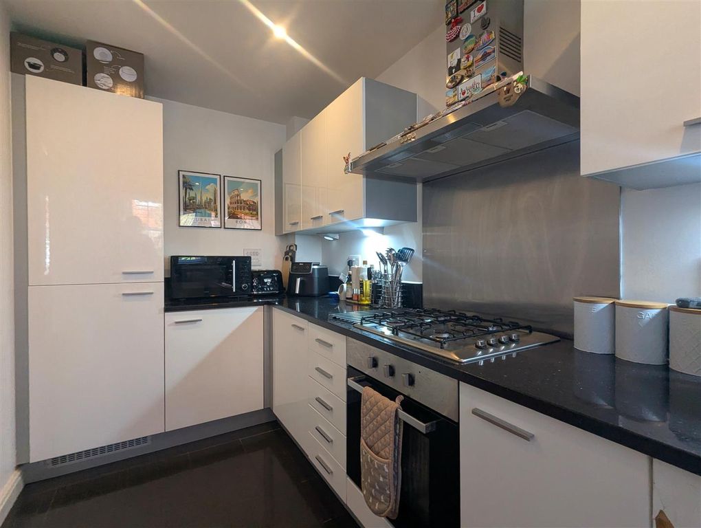 Property photo 2 of 10 Kitchen1.Jpg