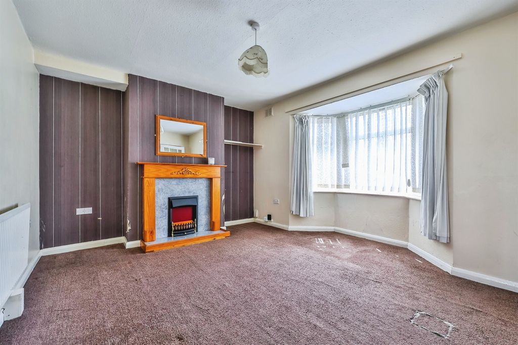 Property photo 3 of 20
