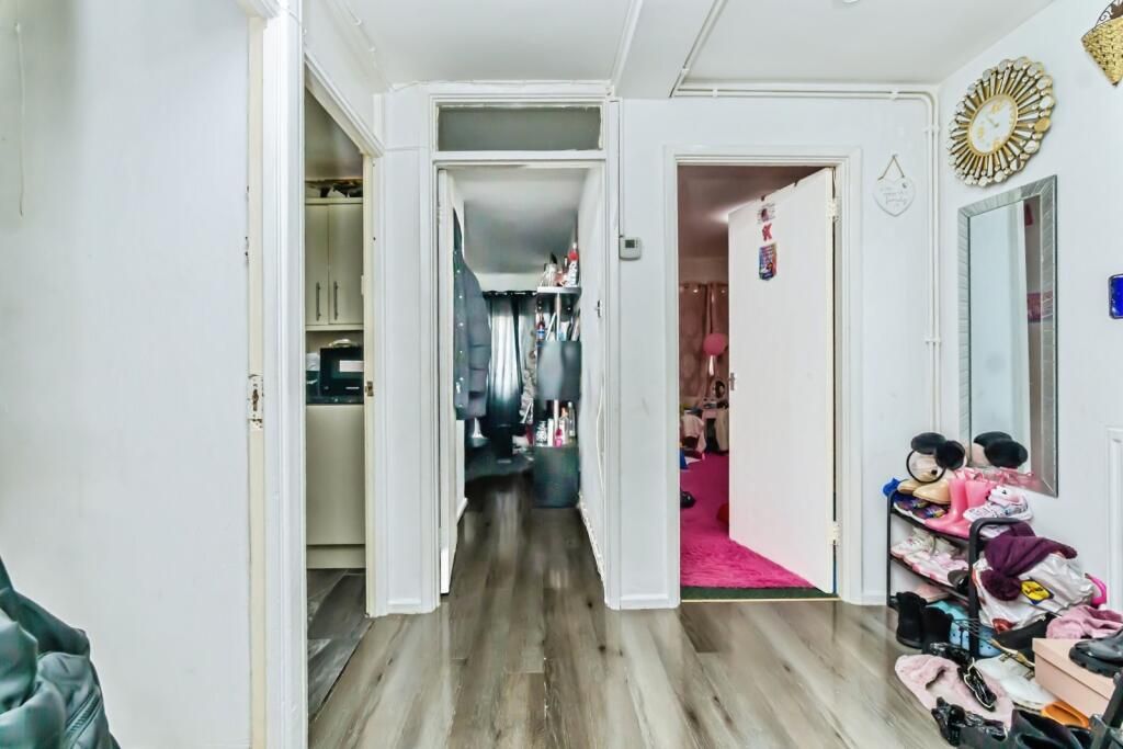 Property photo 2 of 10 Photo 1