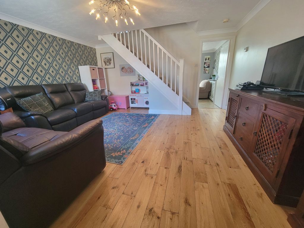 Property photo 2 of 13