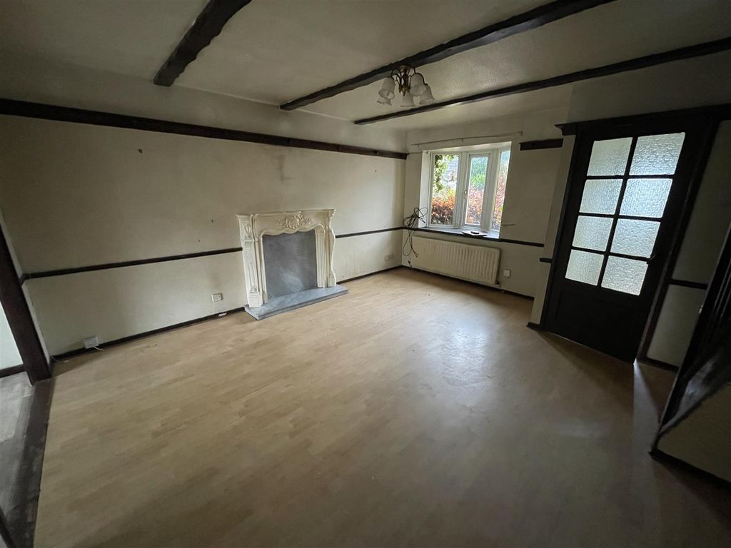 Property photo 2 of 9 60 Mel 7.Jpg